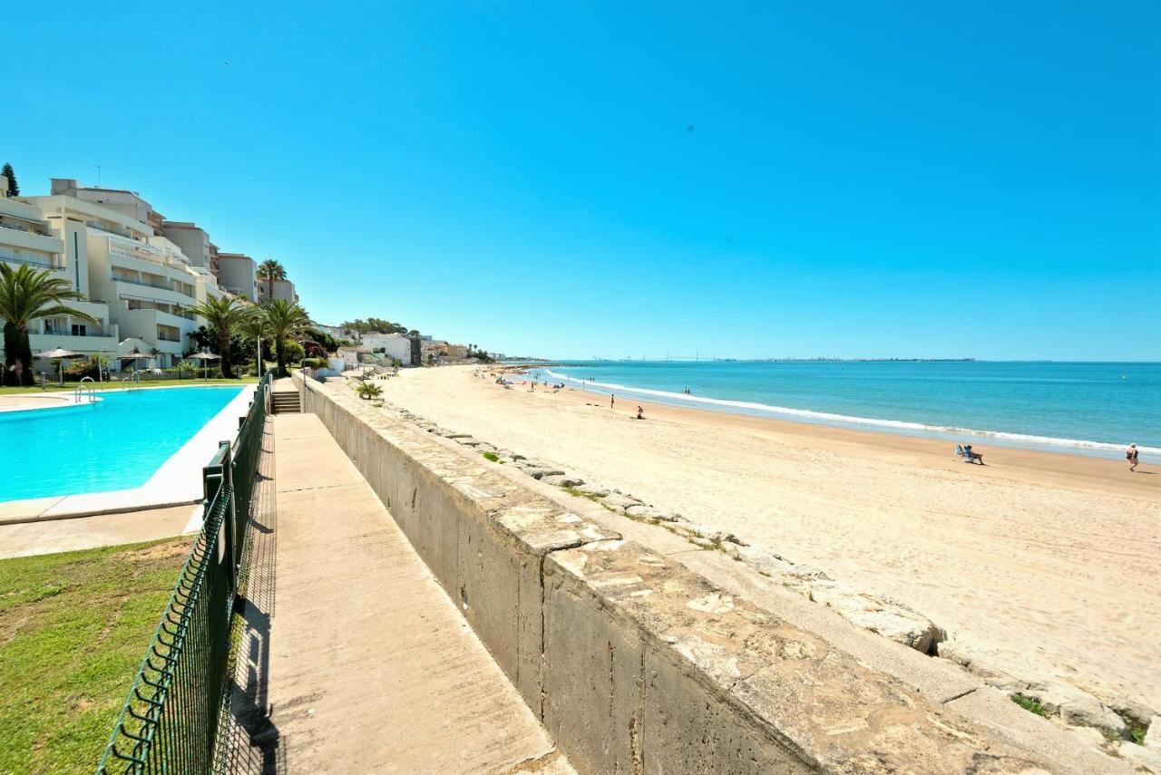 On Beach Deluxe Apartment With Pools And Own Garden El Puerto de Santa Maria Exterior photo